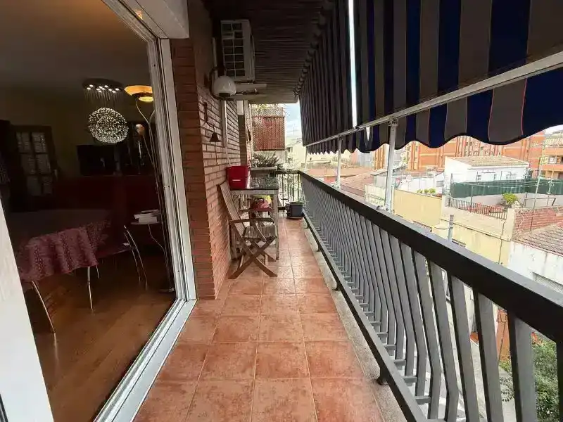 Àtic amb terrassa en venda a Sant Vicenç Dels Horts, imagen 14