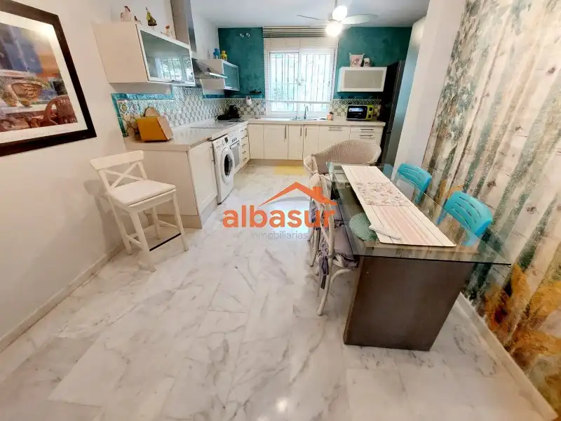 Chalet con terraza en venta en Calle Enebro 6, imagen 12