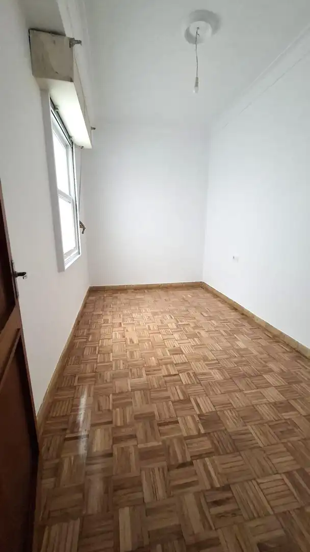 Bedroom of Flat for sale in Ourense Capital   with Parquet flooring, Storage room and Balcony