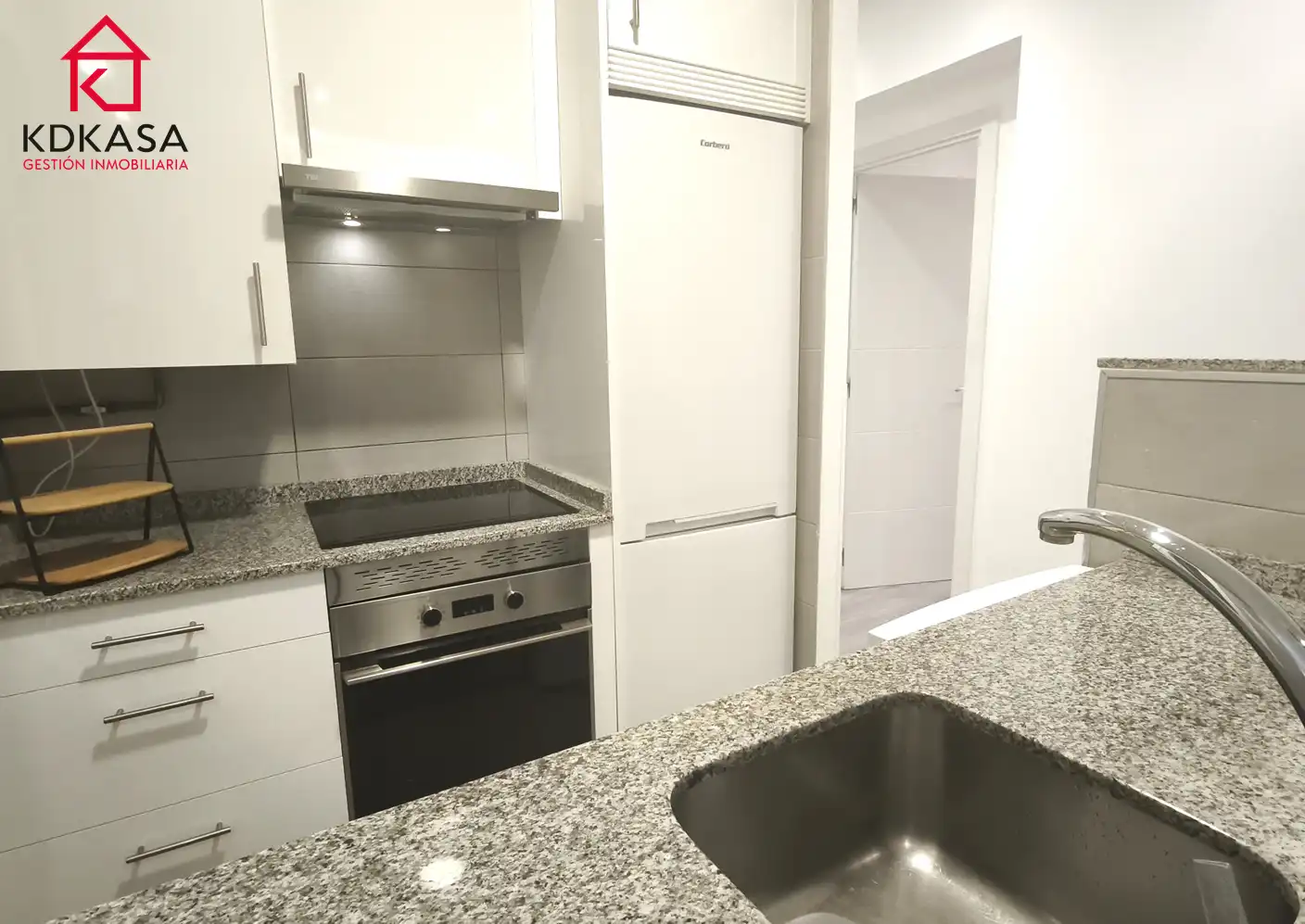 Cocina de Piso en venta en Madrid con Calefacción, Horno y Lavadora