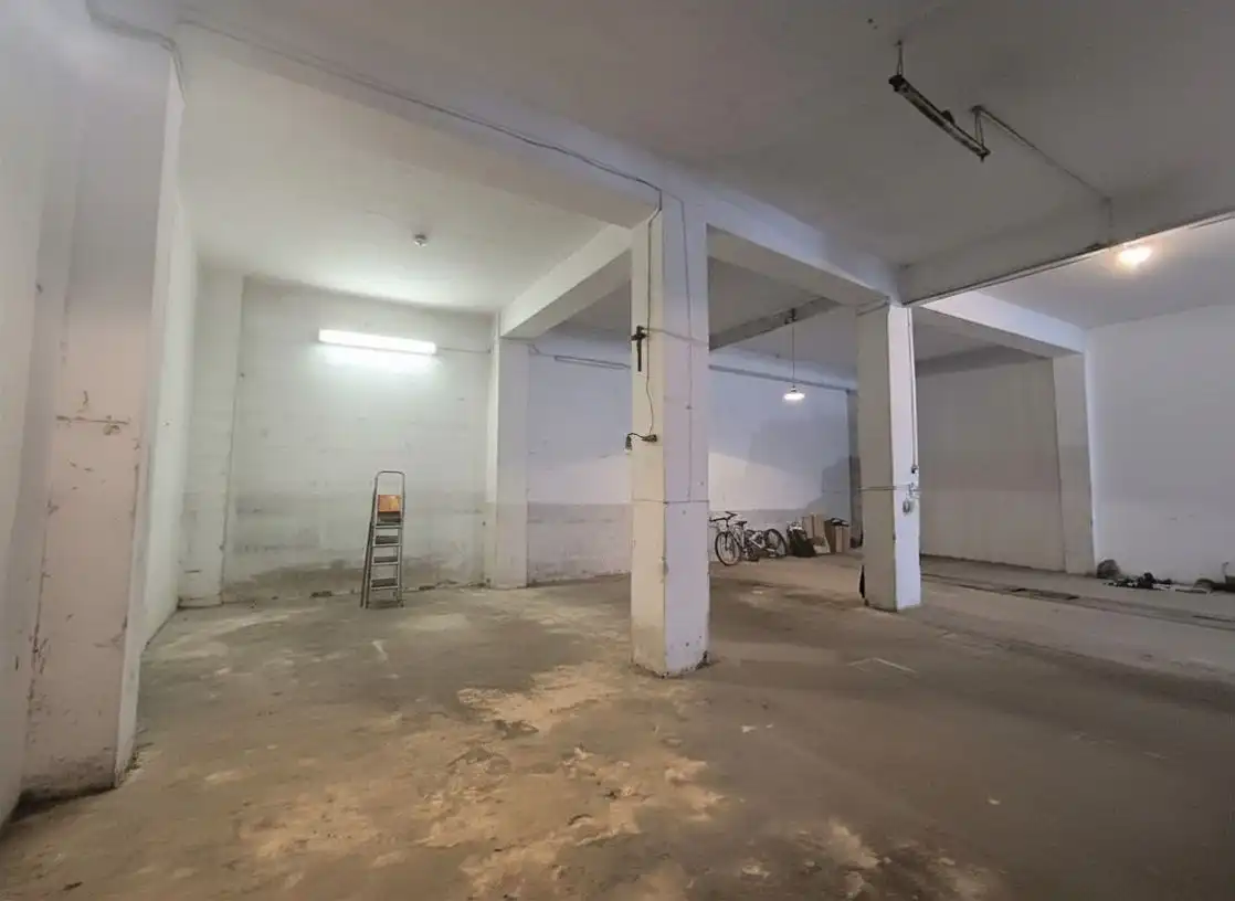 Local comercial en venta en Calle MADRID, imagen 5