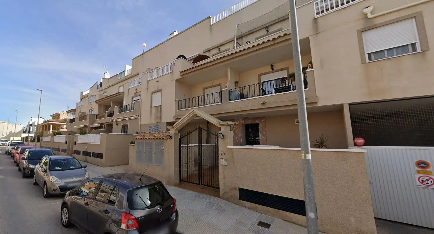 Vista exterior de Piso en venta en Benejúzar