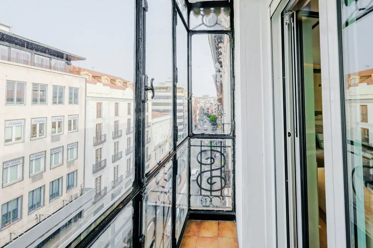 Àtic amb ascensor en venda a C. de San Bernardo, imagen 9
