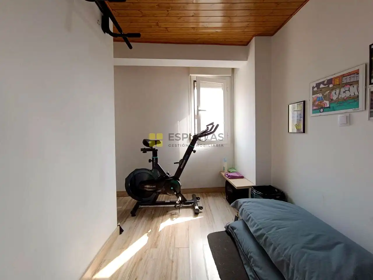 Habitación de Casa adosada en venta en Arnedo con Calefacción y Amueblado