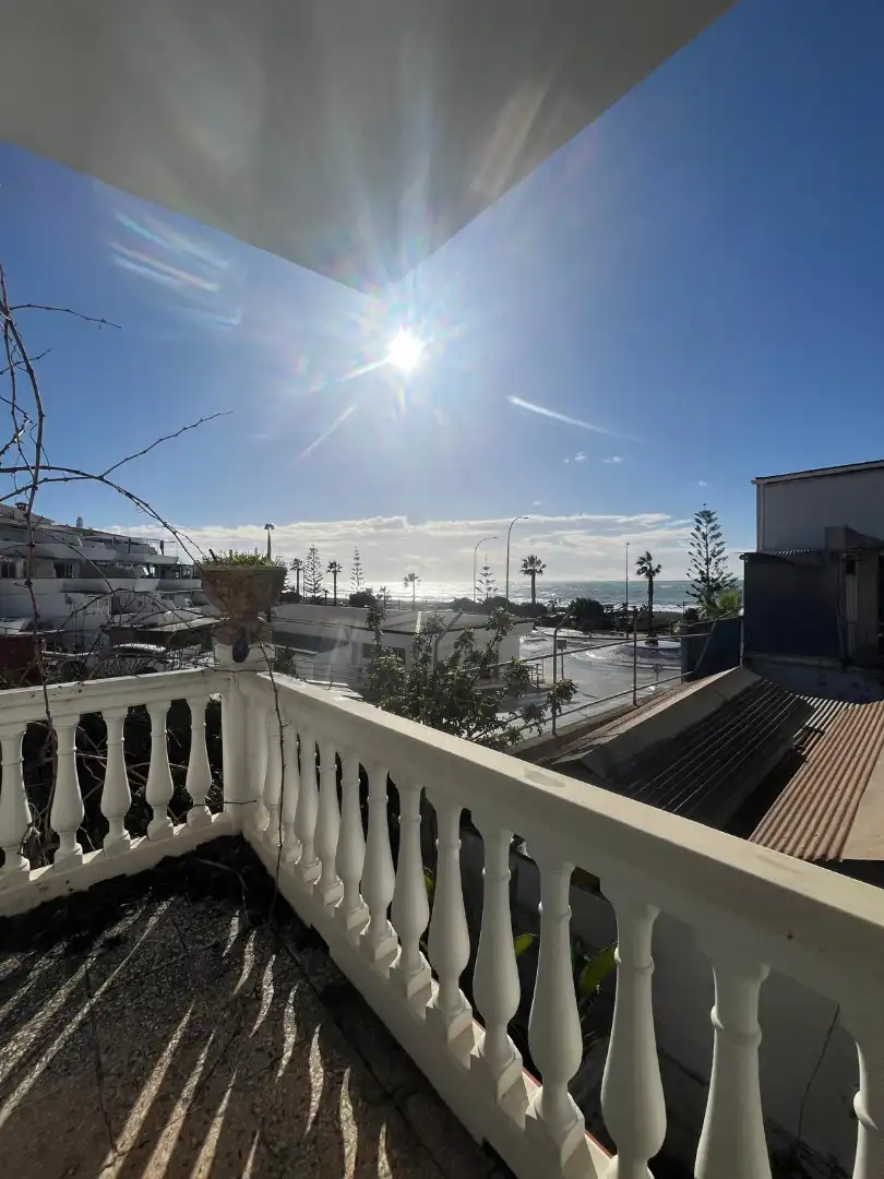 Vista exterior de Casa o xalet en venda en Vélez-Málaga amb Jardí privat i Terrassa