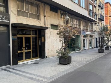 Office space with lift for sale in Calle de Menéndez Pelayo