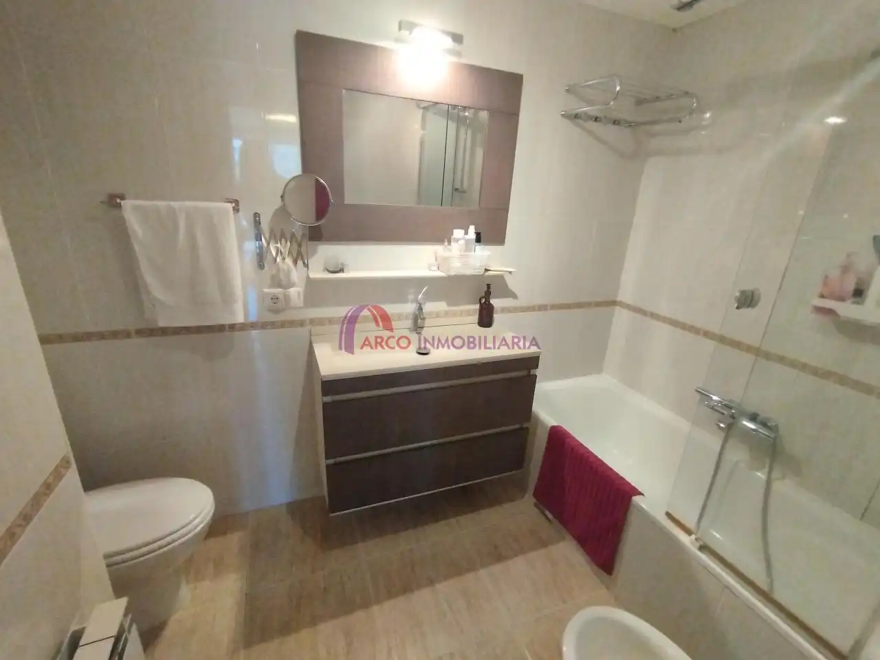 Bany de Apartament en venda en Centro