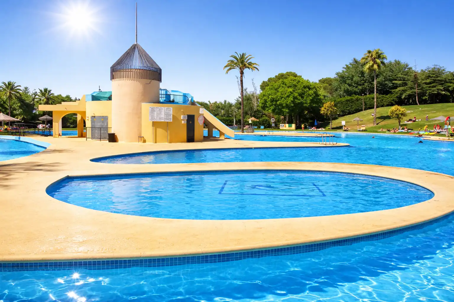 Piscina de Estudi en venda en Benalmádena amb Aire condicionat, Calefacció i Terrassa