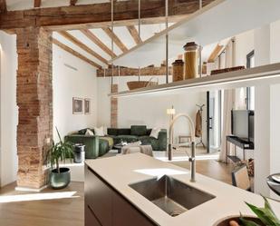 Kitchen of Apartment to share in  Barcelona Capital  with Air Conditioner and Terrace