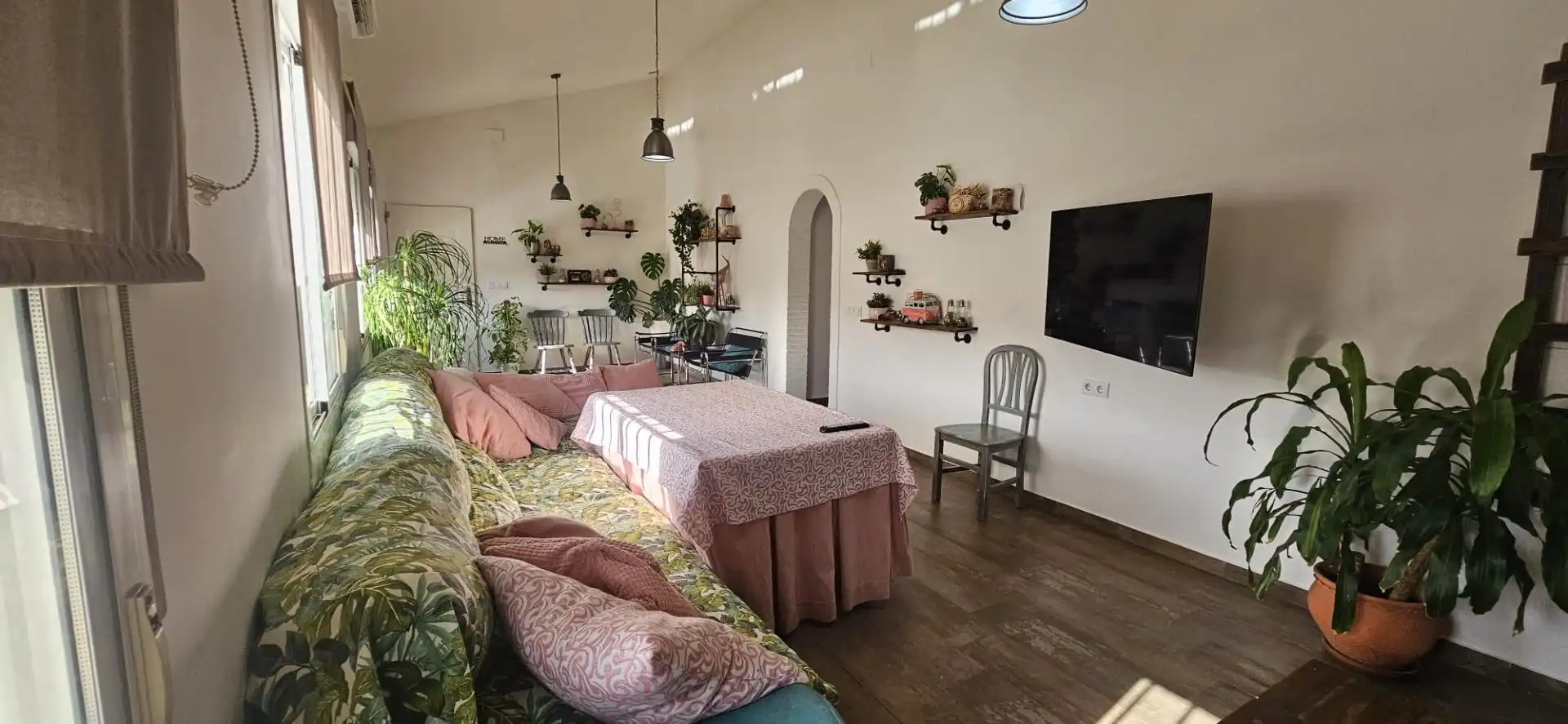Living room of Country homes for sale in Gibraleón