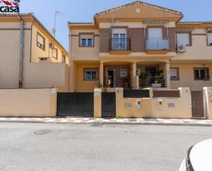 Exterior view of Single-family semi-detached for sale in Armilla  with Air Conditioner, Heating and Terrace