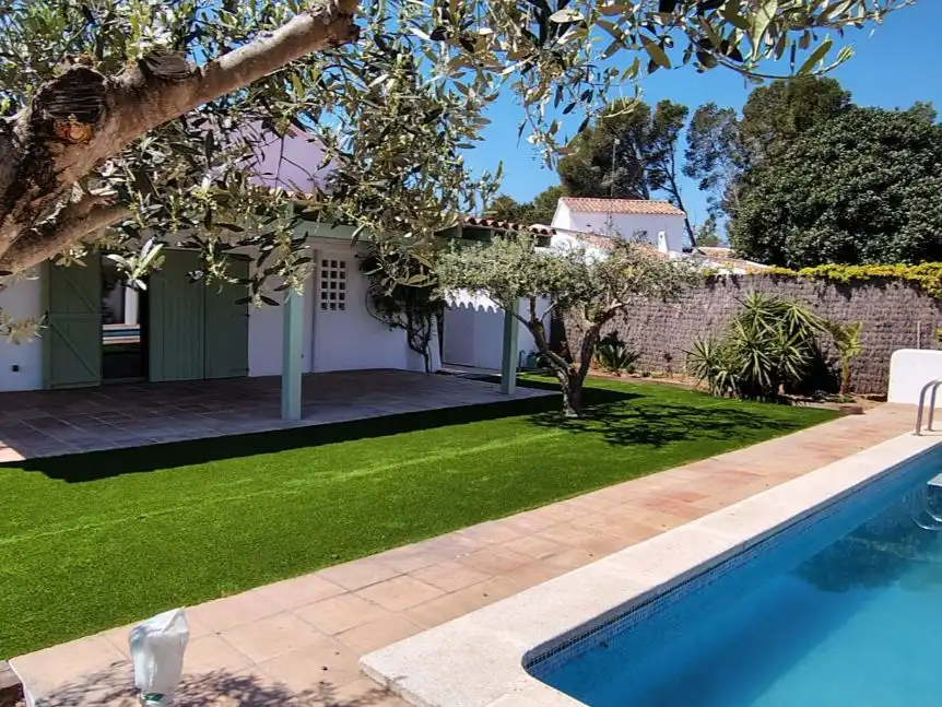 Villa avec piscine à vendre à Avinguda Central 122, imagen 3