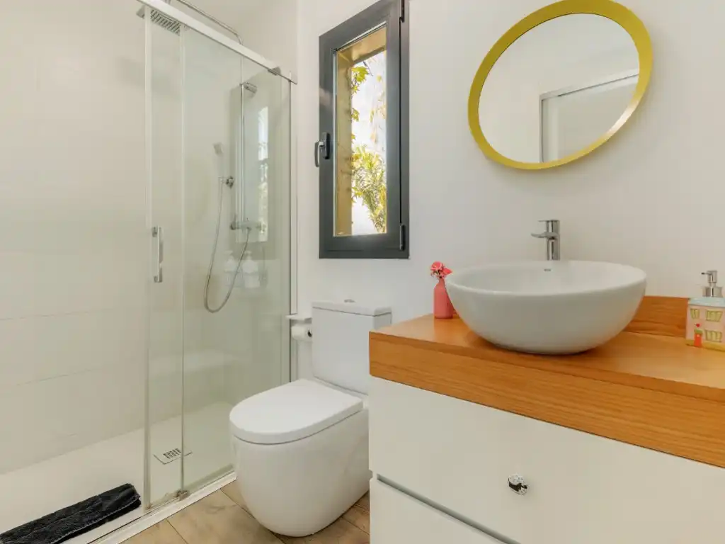 Bany de Casa o xalet en venda en Sant Joan d'Alacant amb Aire condicionat, Terrassa i Piscina