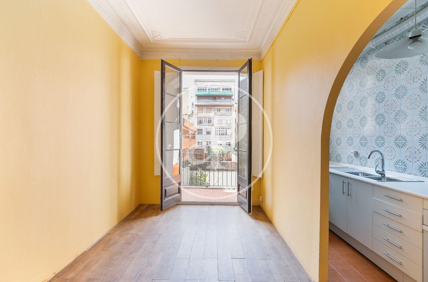 Flat for sale in  Barcelona Capital  with Heating and Balcony