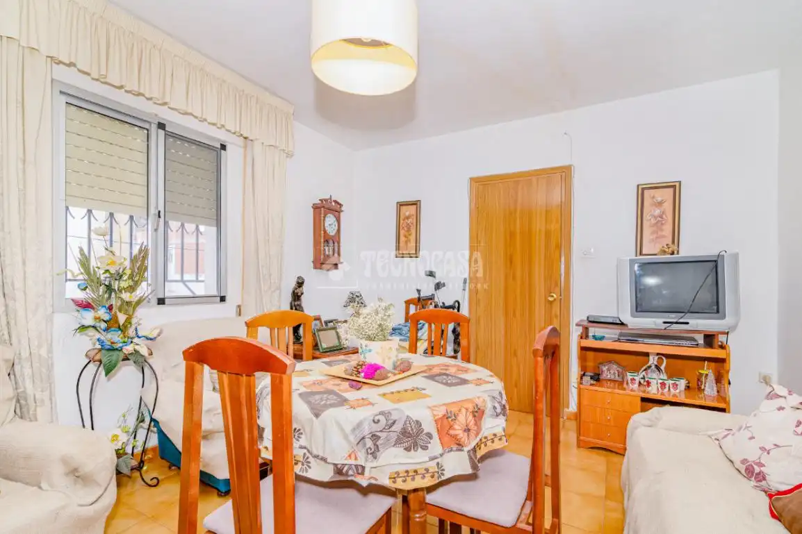 Comedor de Piso en venta en Loja con Aire acondicionado, Amueblado y Balcón