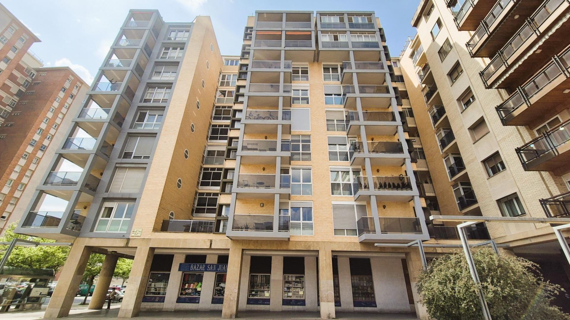 Exterior view of Flat for sale in  Pamplona / Iruña  with Heating, Parquet flooring and Terrace