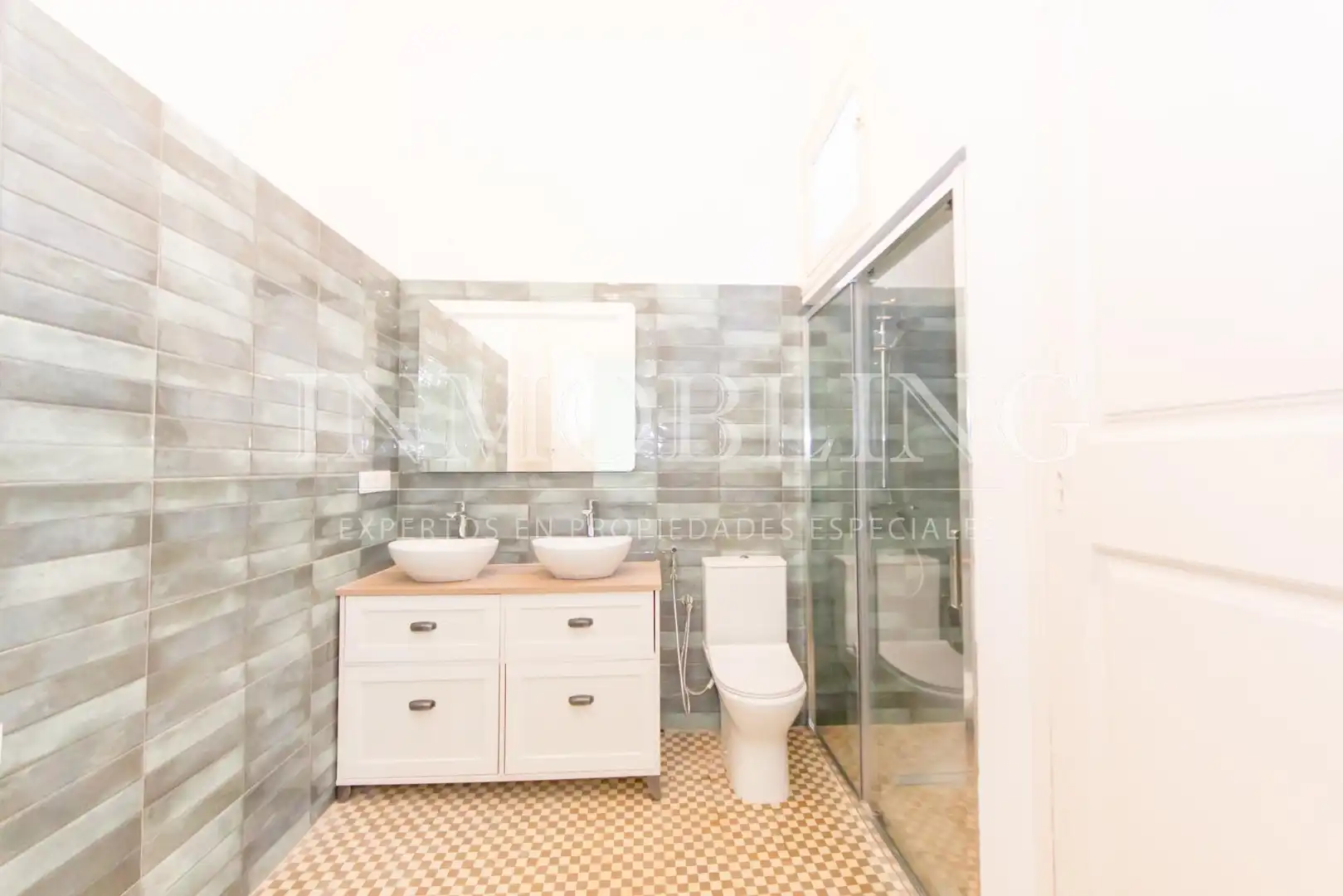 Baño de Casa o chalet de alquiler en Mataró con Jardín privado y Terraza
