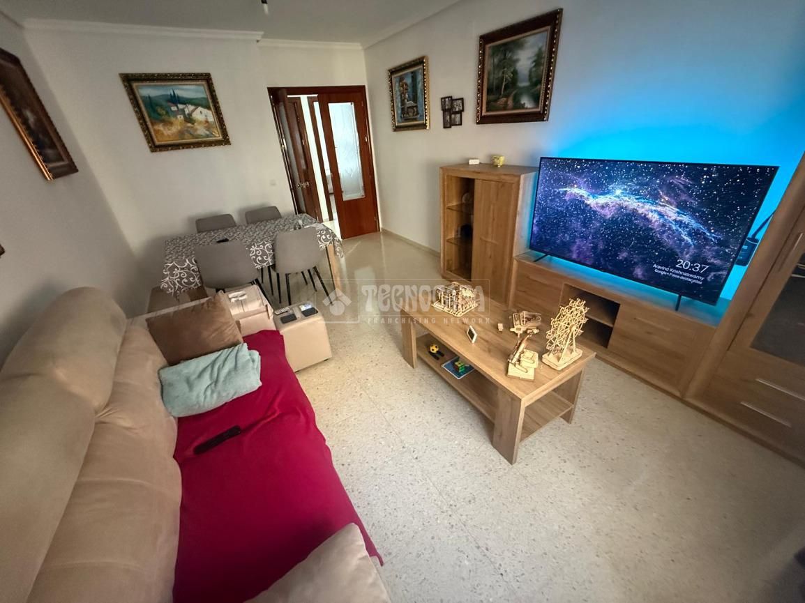 Living room of Flat for sale in Lucena  with Air Conditioner and Heating