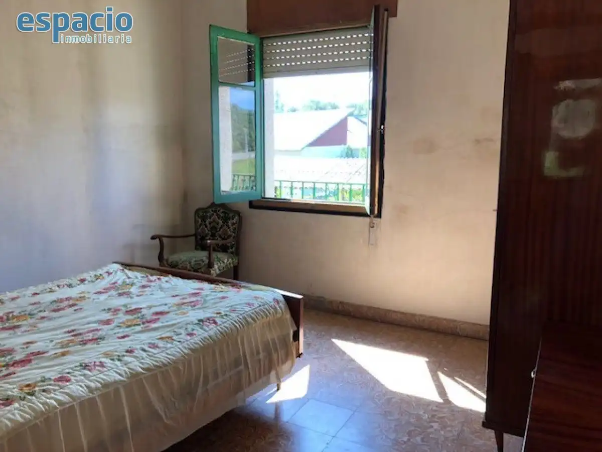 Bedroom of Houses for sale in Carracedelo  with Balcony