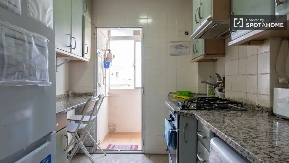 Kitchen of Flat for rent in Madrid  with Air Conditioner, Heating and Furnished
