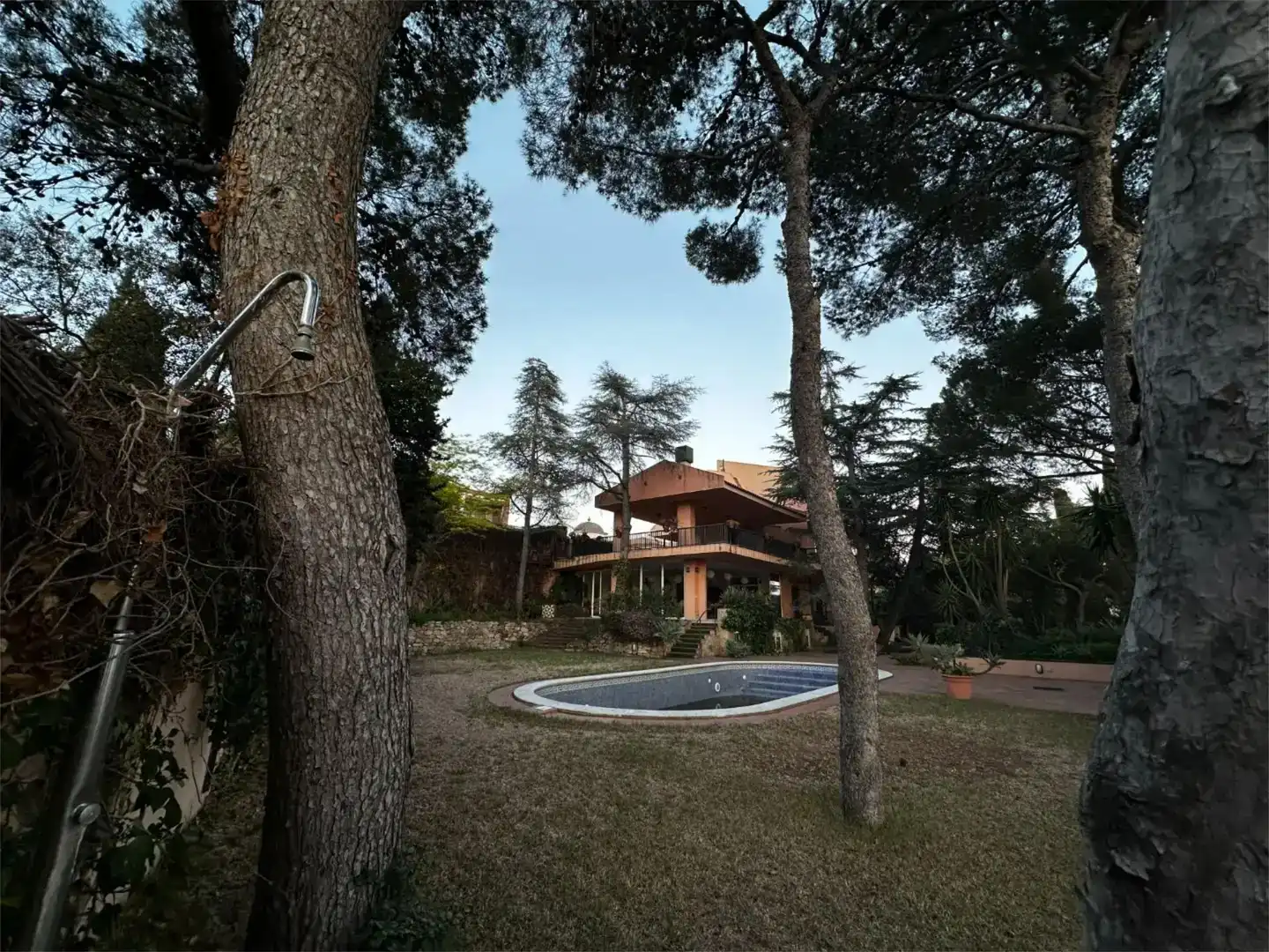 Garden of Houses for sale in Mataró  with Air Conditioner, Swimming Pool and Balcony