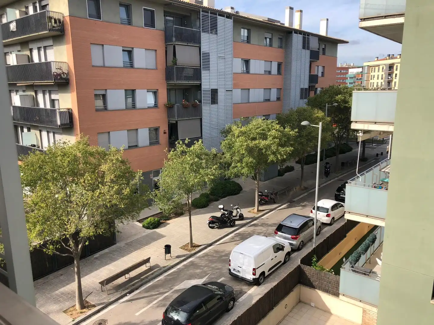 Exterior view of Flat for sale in Sant Cugat del Vallès  with Heating, Parquet flooring and Swimming Pool