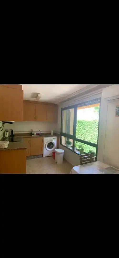 Cuina de Apartament de lloguer en La Manga del Mar Menor amb Aire condicionat i Moblat