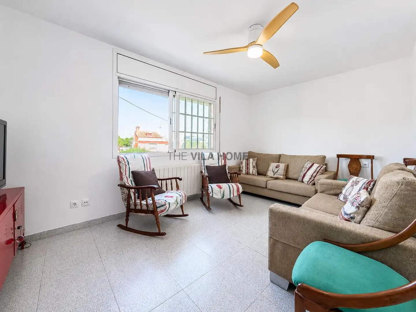 Sala d'estar de Finca rústica en venda en Vilanova i la Geltrú amb Aire condicionat