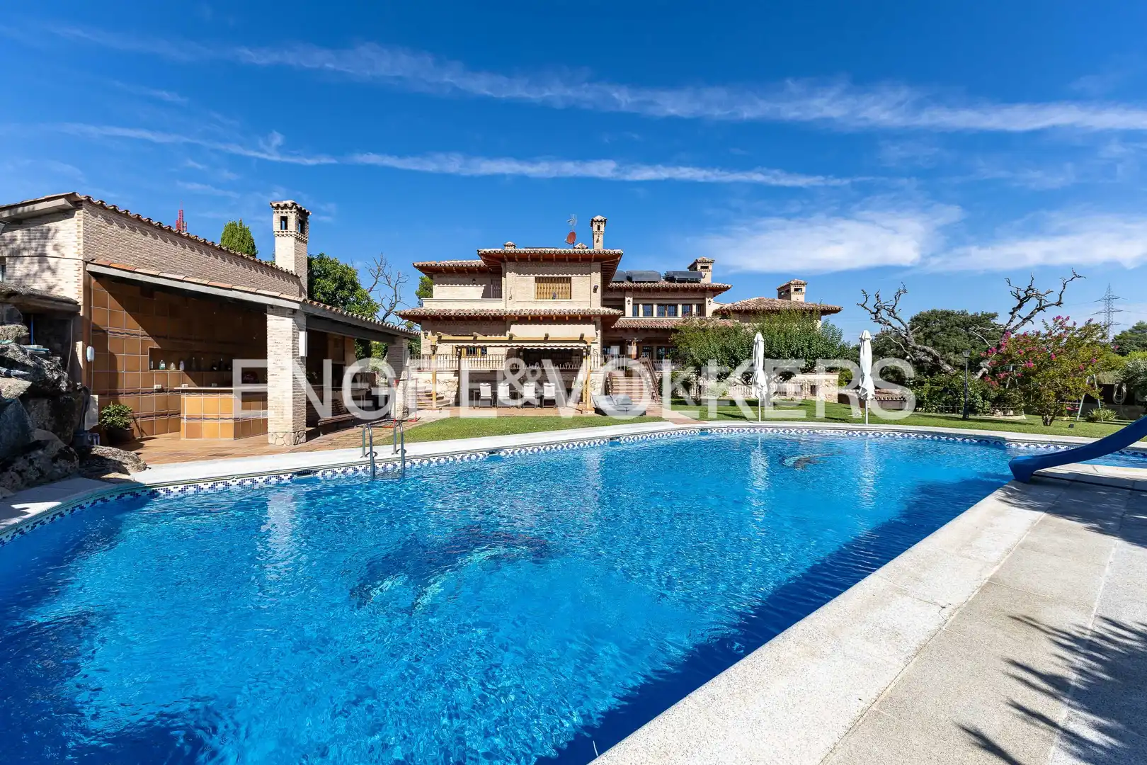 Vista exterior de Finca rústica en venta en Villaviciosa de Odón con Aire acondicionado, Calefacción y Jardín privado