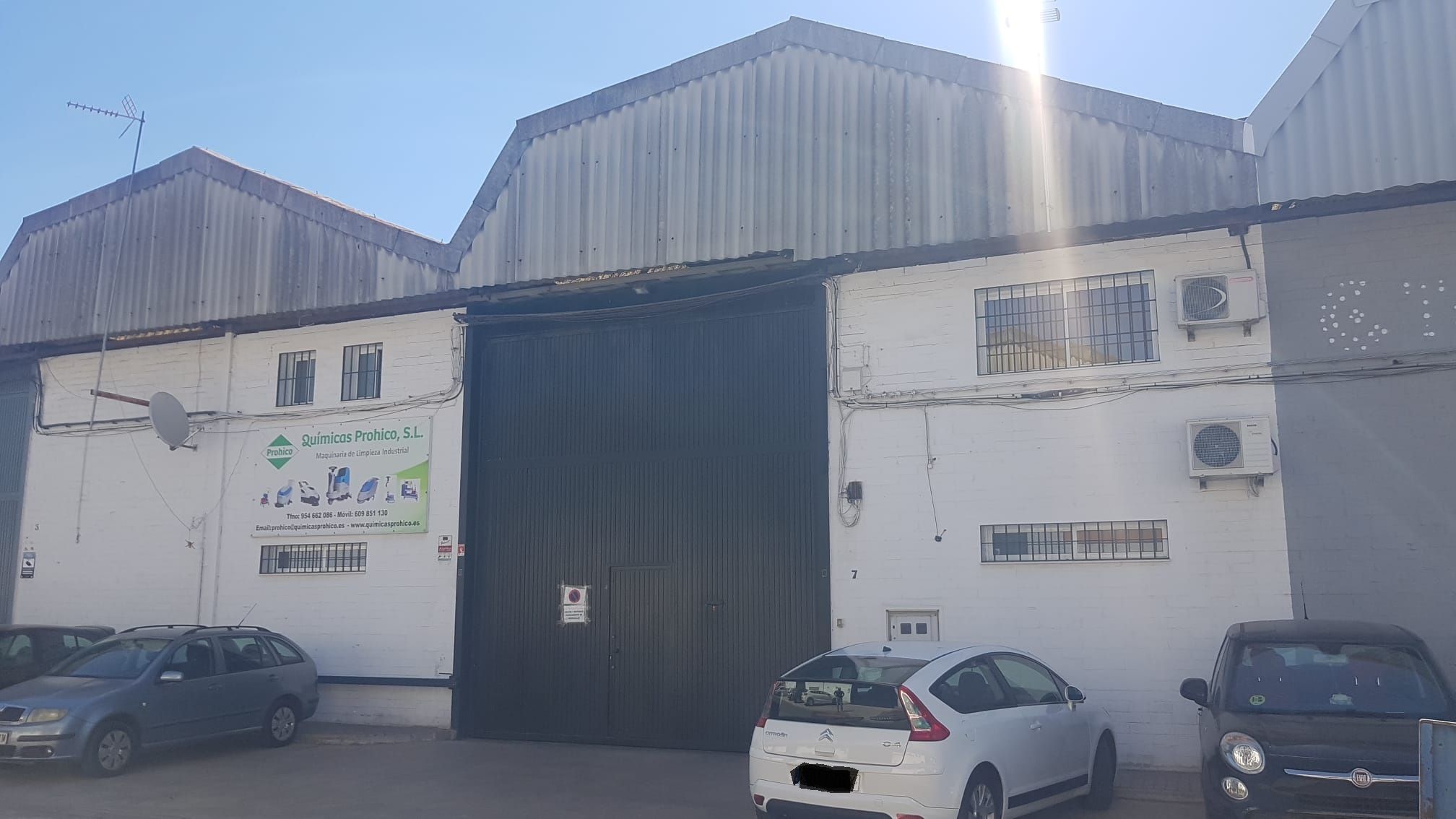Industrial buildings for sale in Calle los Palos, 5, El Plantinar – Avda. La Paz - El Juncal