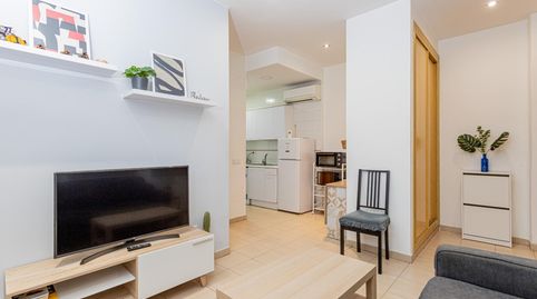 WGI INMOBILIARIA VENDE EN EXCLUSIVA este fantástico BAJO en la zona de PACÍFICO, una excelente oportunidad para vivir o invertir e