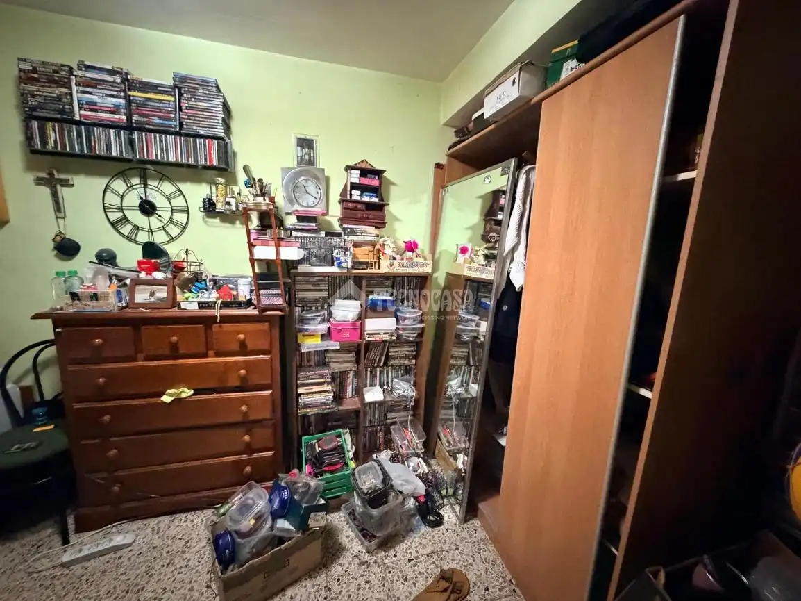 Flat for sale in Madrid  with Balcony