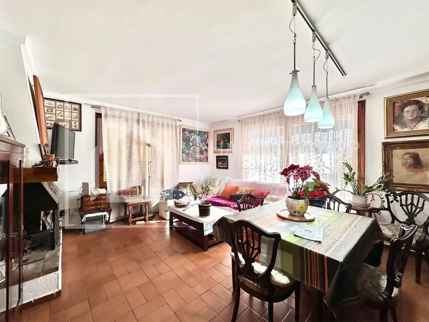Sala d'estar de Casa o xalet en venda en Tossa de Mar amb Calefacció, Jardí privat i Terrassa