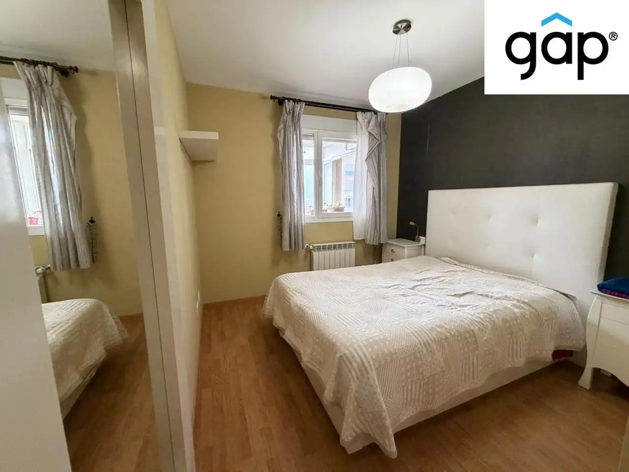 Habitación de Piso de alquiler en Cuenca con Terraza y Amueblado