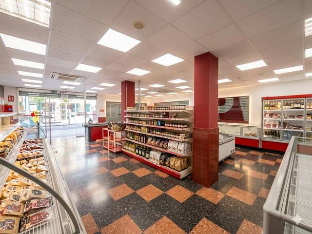 Local comercial en Alquiler en Alcudia en Porta