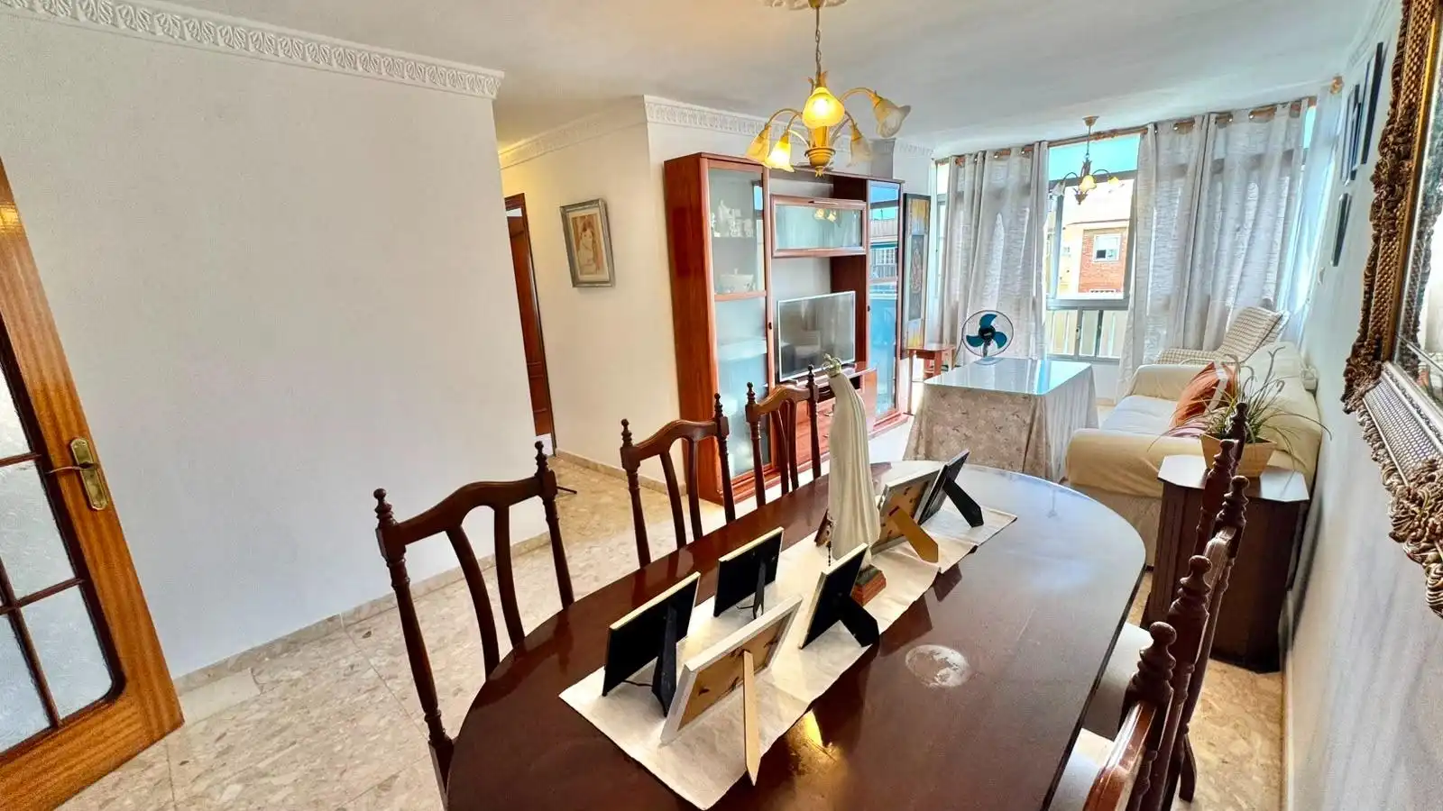 Piso con ascensor en venta en Carretera de Cádiz, imagen 2