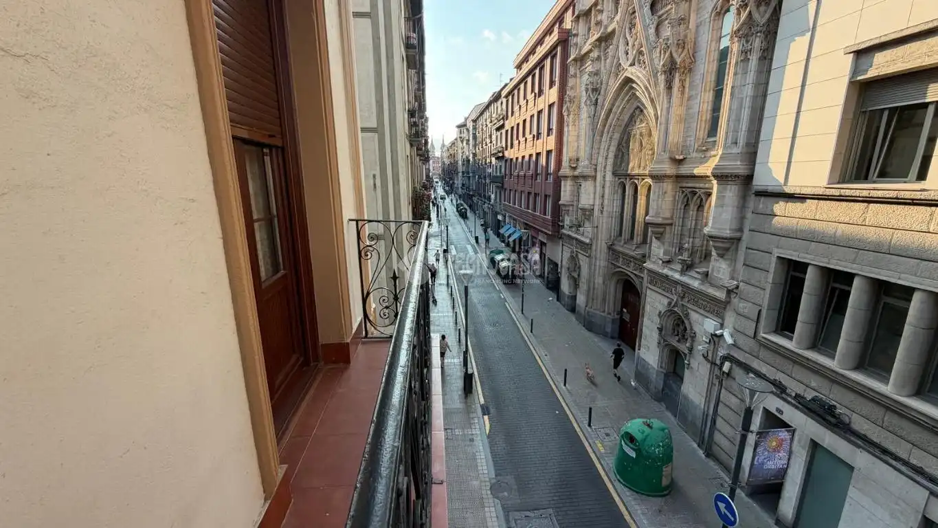 Exterior view of Flat for sale in Bilbao   with Parquet flooring and Balcony