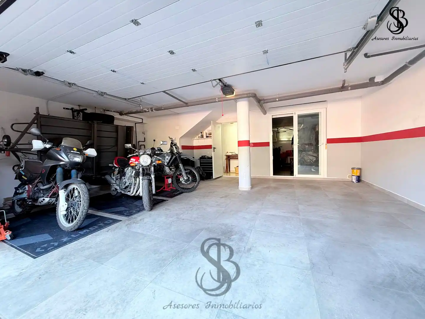 Parking de Casa adosada en venta en Mutxamel con Aire acondicionado, Calefacción y Jardín privado