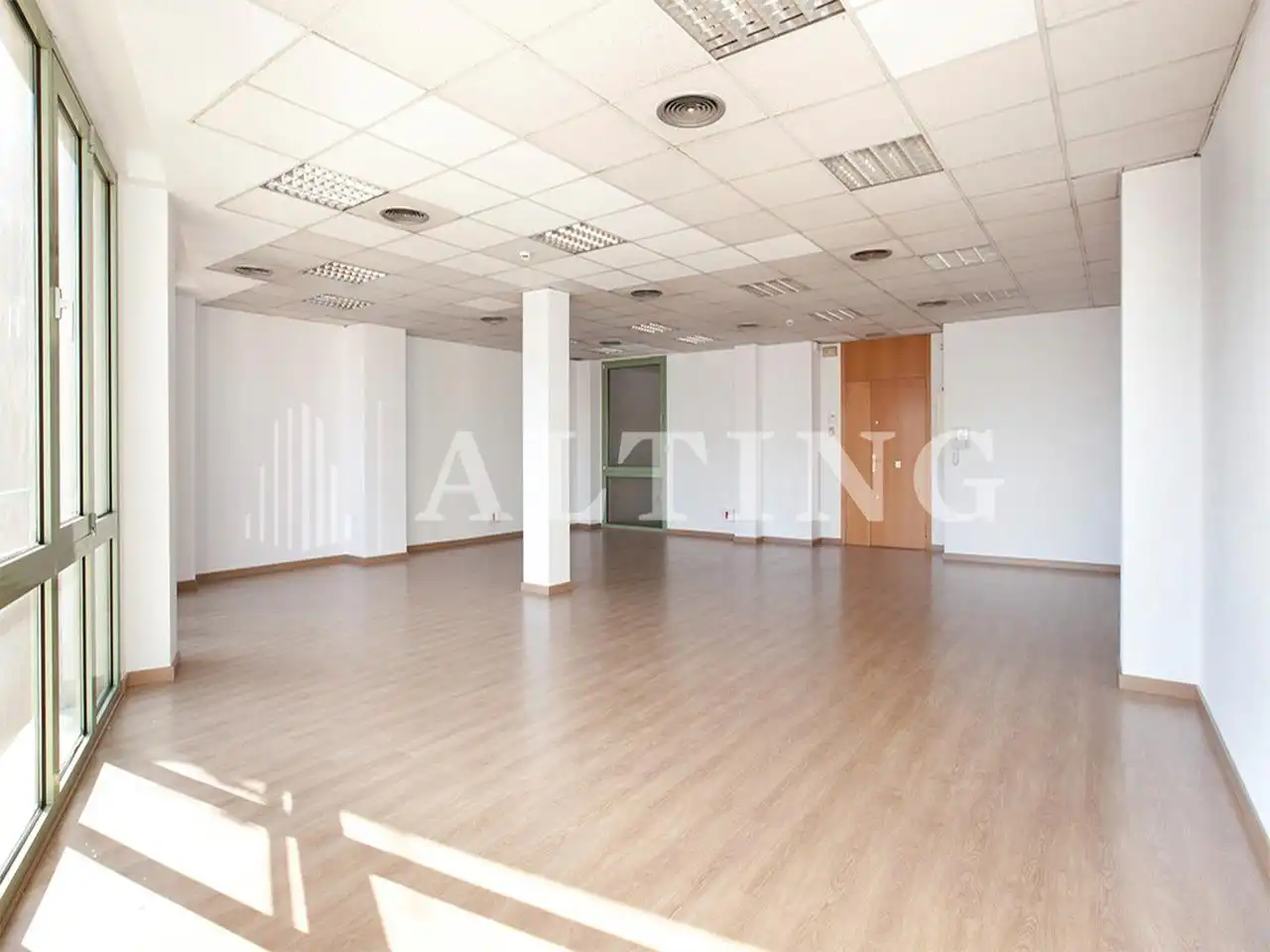 Office space with lift to rent in Diagonal, imagen 3