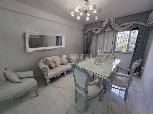 Piso en Venta en Campo de la Verdad - Miraflores