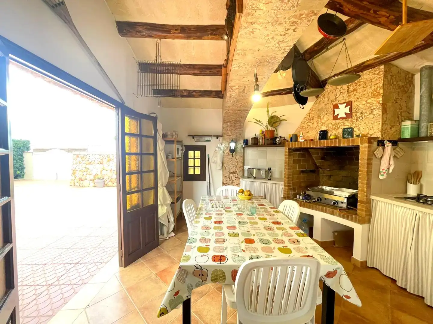 Cuina de Casa o xalet en venda en Ciutadella de Menorca amb Aire condicionat, Jardí privat i Terrassa