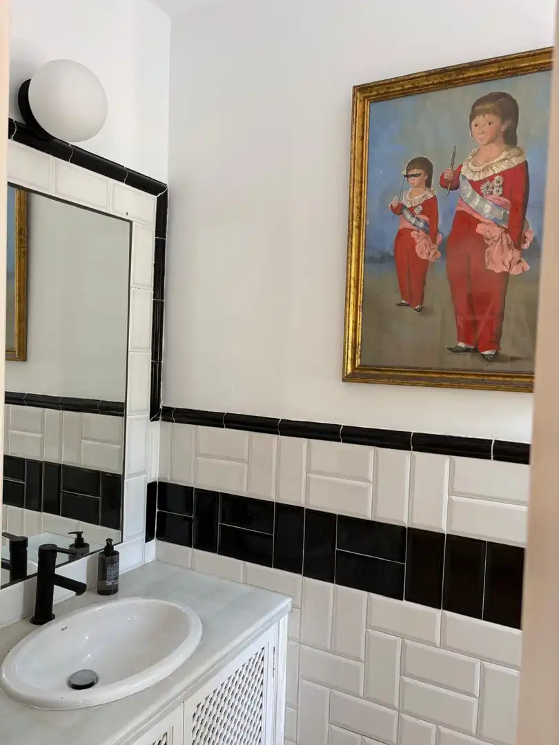 Bany de Casa o xalet de lloguer en Estepona amb Aire condicionat, Jardí privat i Terrassa