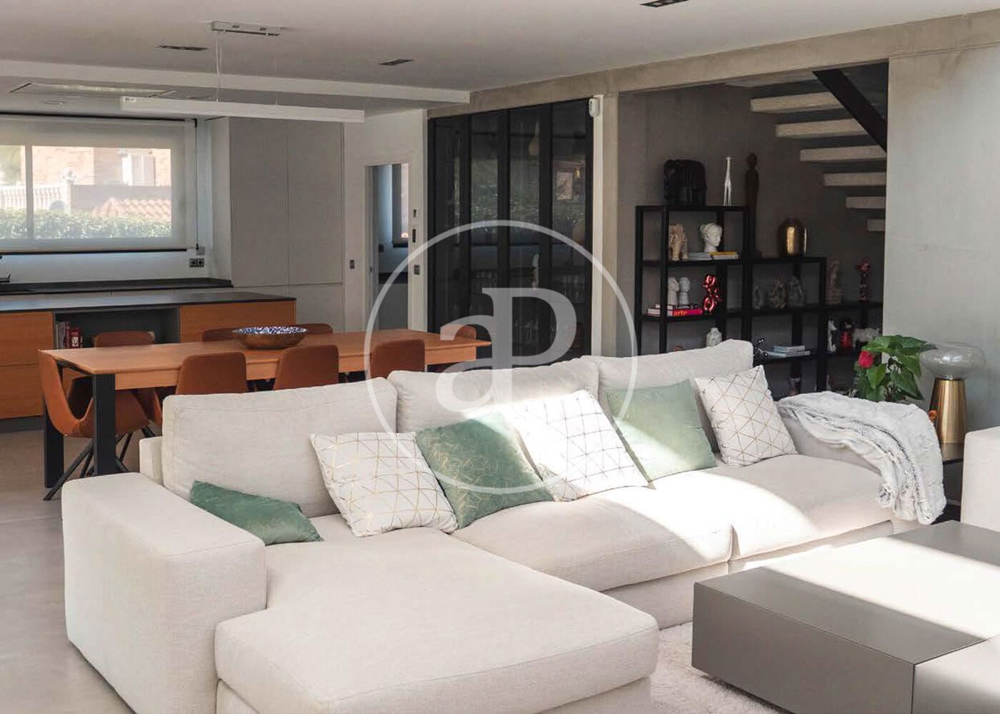 Living room of Single-family semi-detached for sale in Pozuelo de Alarcón  with Heating and Swimming Pool