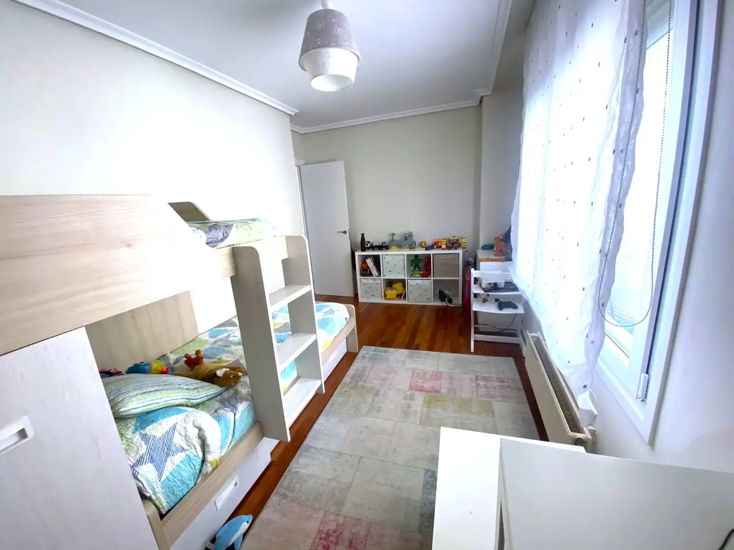 Bedroom of Flat for sale in Castro-Urdiales  with Heating, Private garden and Parquet flooring