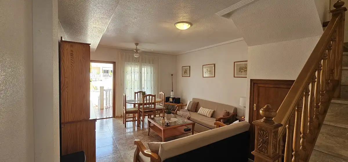 Sala de estar de Dúplex en venta en Orihuela con Terraza, Piscina y Amueblado