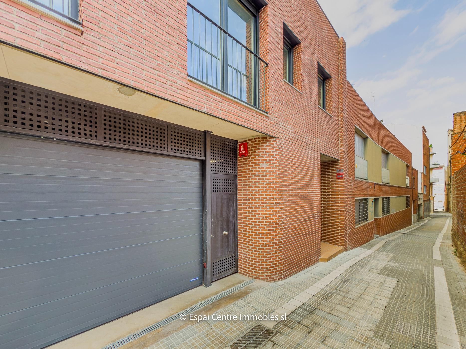 Single-family semi-detached for sale in Pasaje SAGRAMENT, DEL, Torrent d'en Pere Parres, Nord-oest, Terrassa