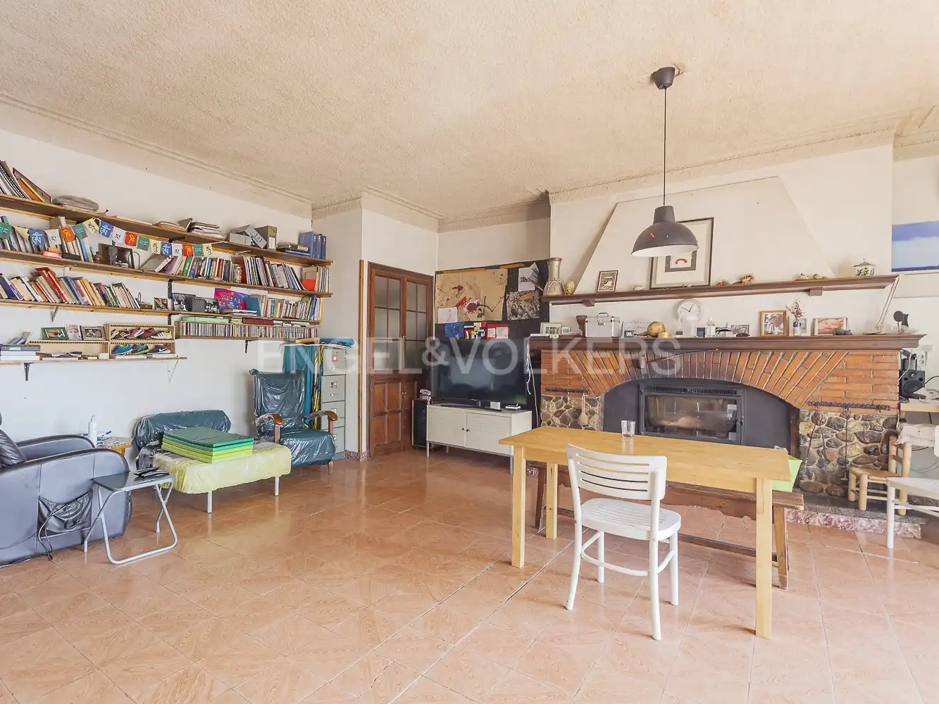 Sala de estar de Casa o chalet en venta en Viladecavalls con Aire acondicionado, Calefacción y Jardín privado