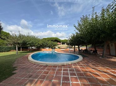 Appartamento con piscina in vendita a Gavà Mar