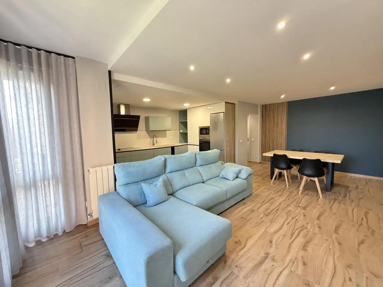 Piso de alquiler en Alameda