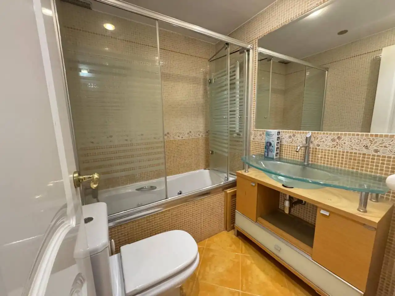 Bathroom of Houses for rent in Alcalá de Henares  with Air Conditioner, Heating and Private garden